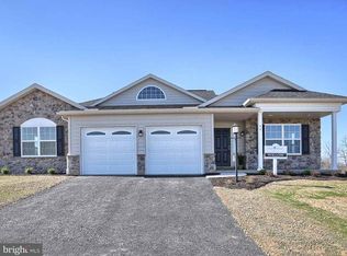 44 Pheasant Ridge Rd, Dillsburg, PA 17019