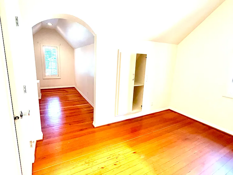 172 Middlecrest Rd — Photo 39