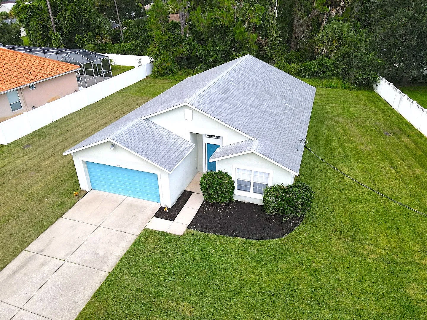 Roomy 3 Bed 2 Bath Home for Rent in E Section of Palm Coast! — Photo 3