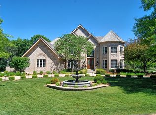 49 Stone Creek Dr, Lemont, IL