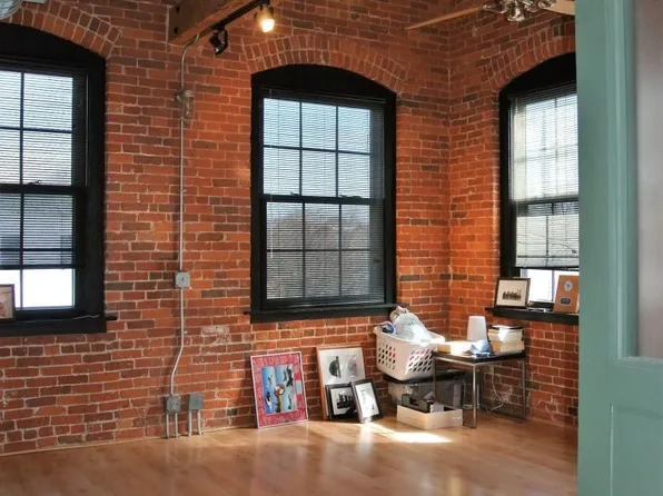 1 Tannery Brook Row Unit 3A, Somerville, MA 02144