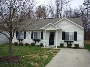 3700 Dartford Dr, Greensboro, NC 27407