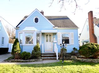 12413 Marne Ave, Cleveland, OH 44111