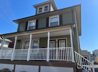 32 Maple St FLOOR 2, Somerville, NJ 08876