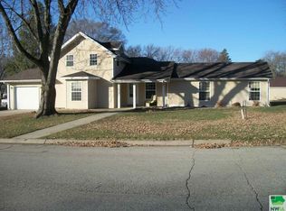 129 Willow St, Aurelia, IA 51005