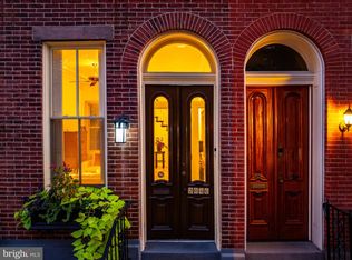 2046 Cherry St, Philadelphia, PA 19103