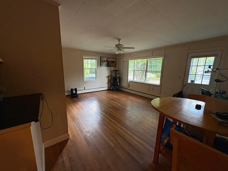 188 Stillwater Ave — Photo 8