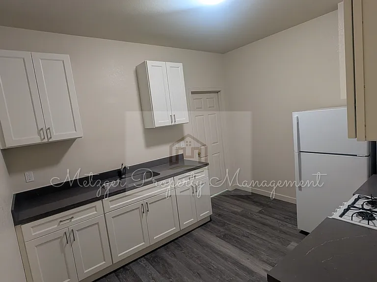 119 S Sherman Ave #7 — Photo 4