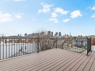 22 Prospect St FLOOR 3, Charlestown, MA 02129