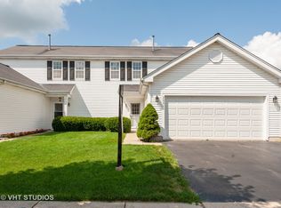 28810 Sawmill Ln, Lakemoor, IL 60051