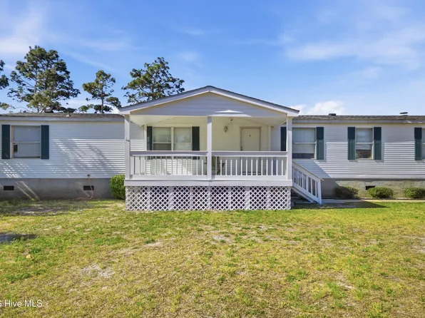 233 Castlebury Lane, Hubert, NC 28539