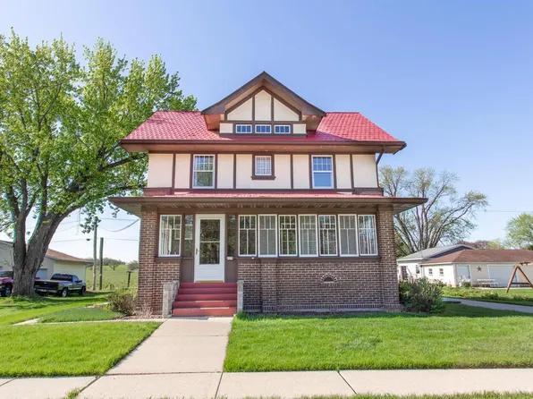 617 East Lake Avenue, Monticello, WI 53570