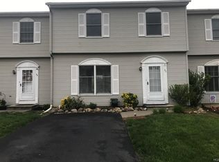 37 Zugibe Ct, West Haverstraw, NY 10993