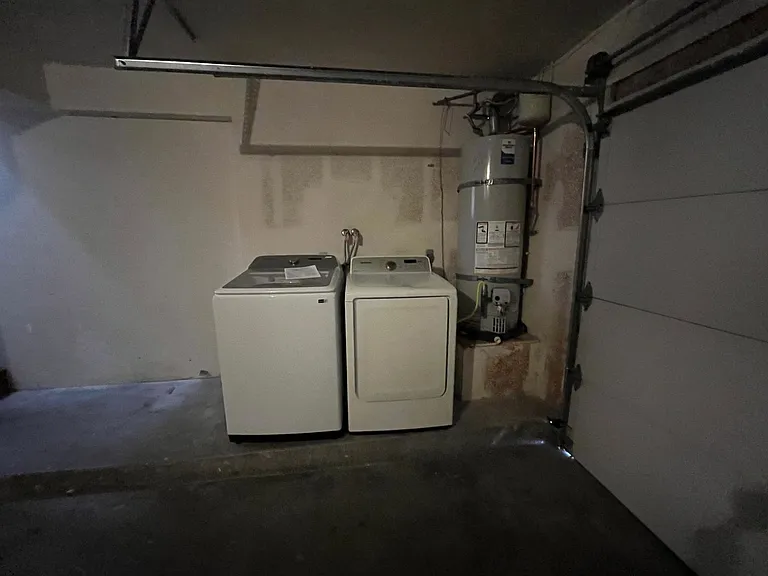 3108 Old Bridgeport Way — Photo 40