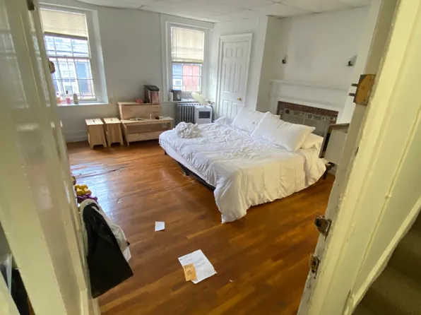 90 Myrtle St, Boston, MA