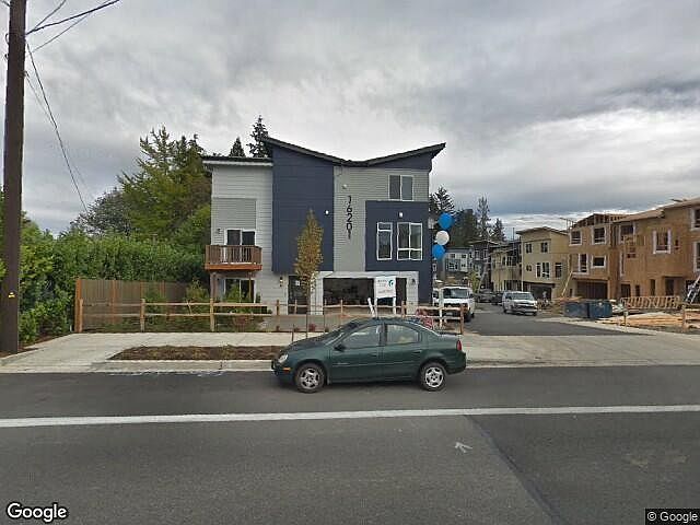 2nd image of 16201 Meadow Rd APT D2