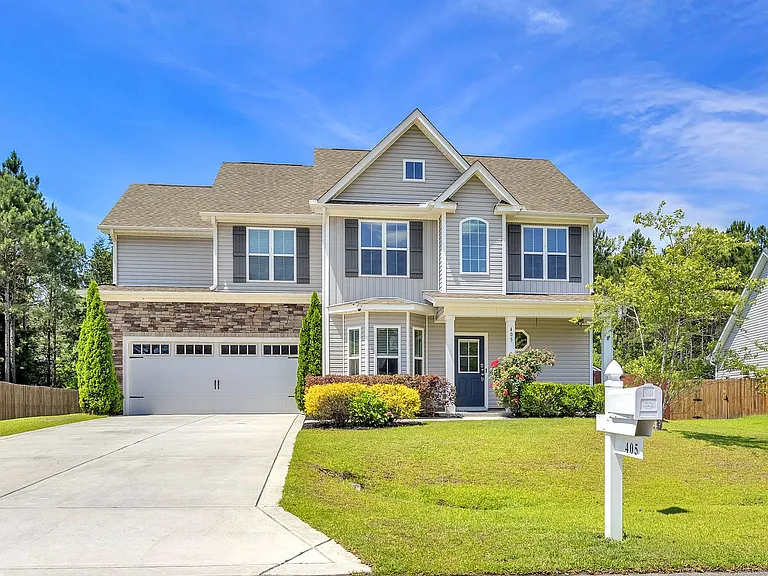 405 Belhaven Ct — Photo 59