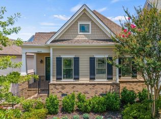 9609 Clingmans Dome Dr, Knoxville, TN 37922