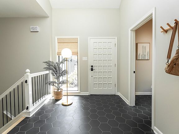 5th image of 9592 Blue Spruce Dr