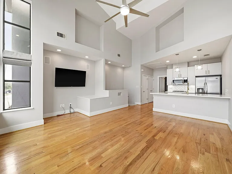 1035 Bonner St #1035 — Photo 9