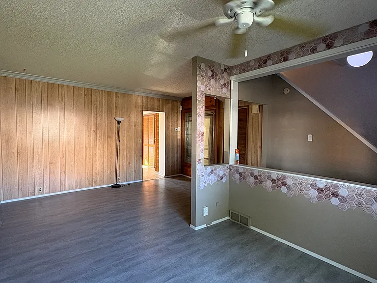 290 Blake St — Photo 5