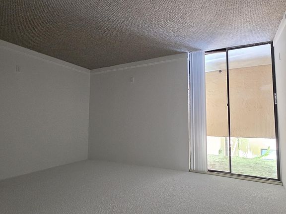 5th image of 10500 SW 108th Ave #B111