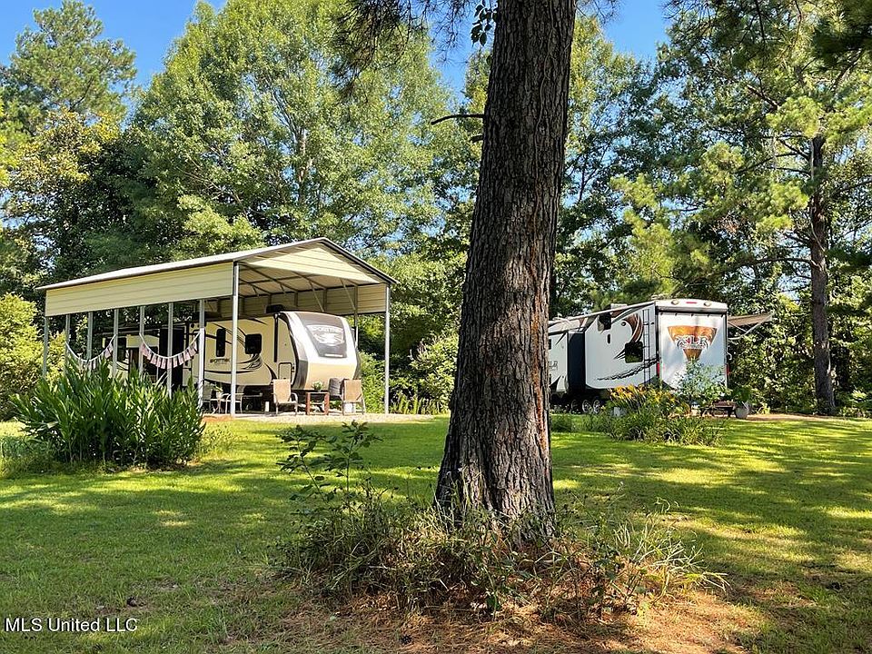 19 Charles Byrd Rd, Poplarville, MS 39470 Zillow