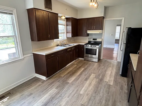 344 Diamond Ave NE #1, Grand Rapids, MI 49503