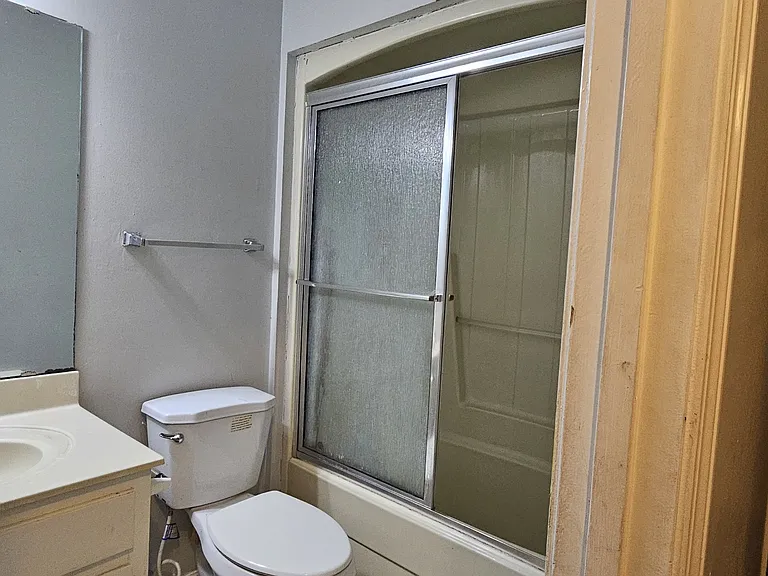 211 Plantation Rd — Photo 84