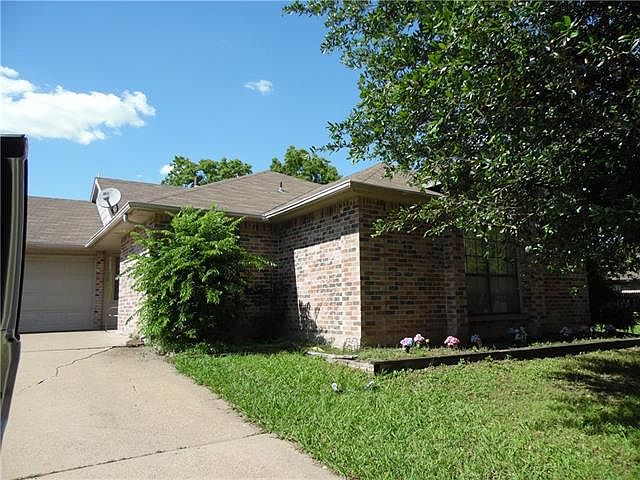 1st image of 708 Heritage Hill Dr
