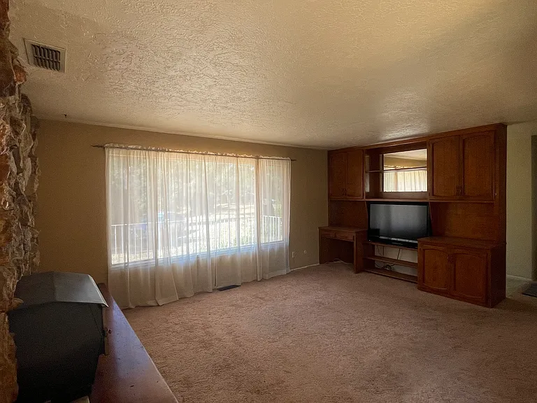3407 Holsclaw Rd — Photo 5