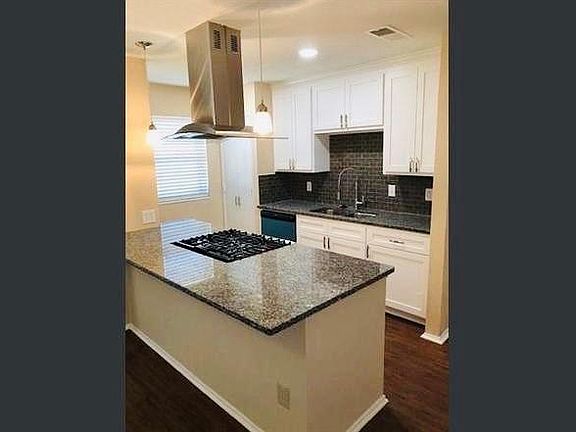 2nd image of 214 Ocean Dr
