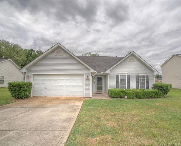 1st image of 582 Montgomery Dr