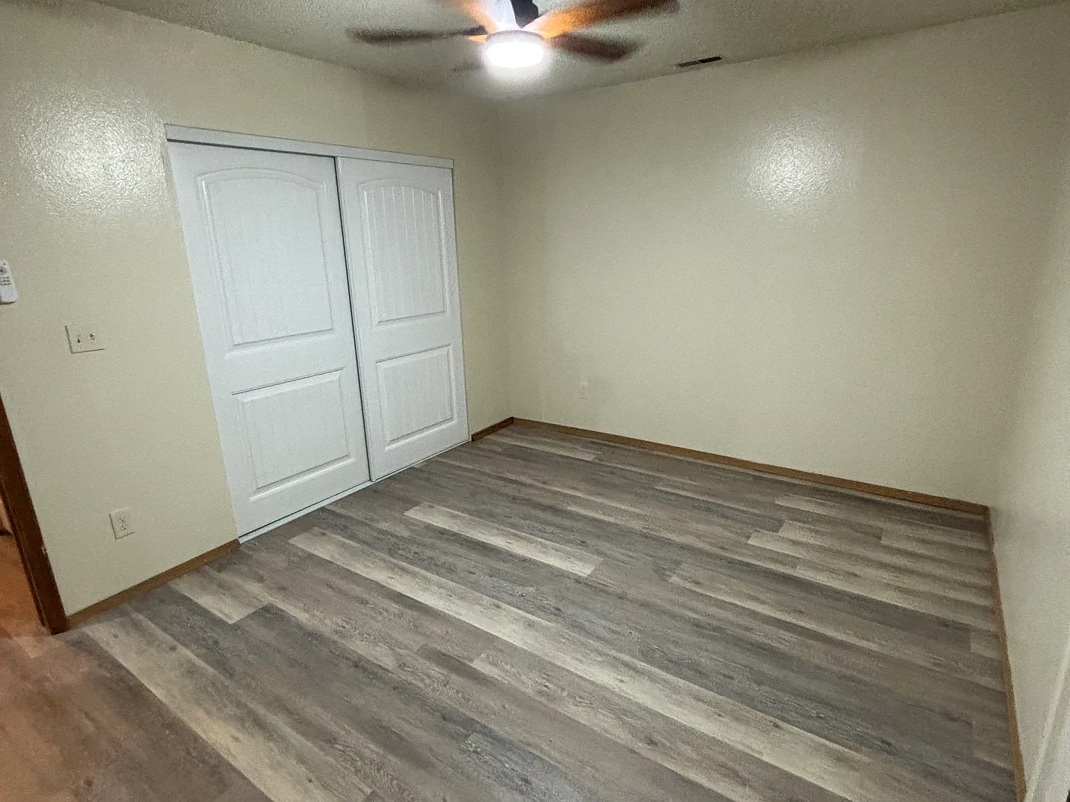 2 bed, 880 sqft, $1,300 — Photo 4