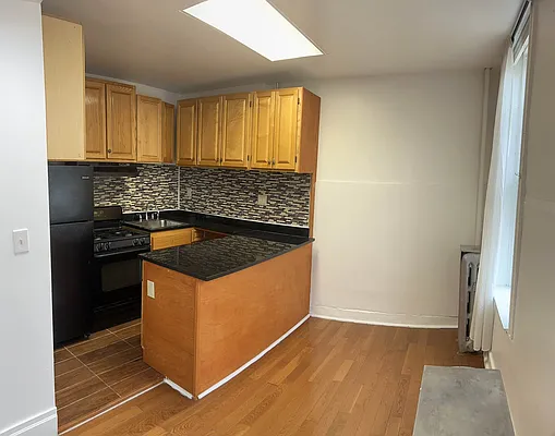 Rented by Coldwell Banker Reliable Real Estate | media 7