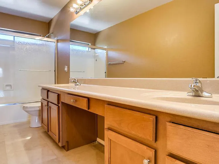 2892 E Beechnut Pl — Photo 31