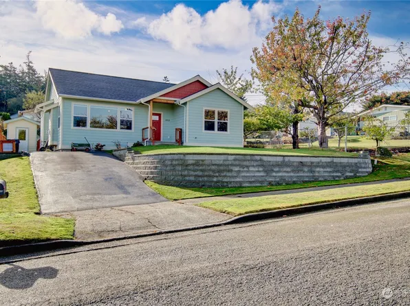 3315 W 2nd Street, Anacortes, WA 98221