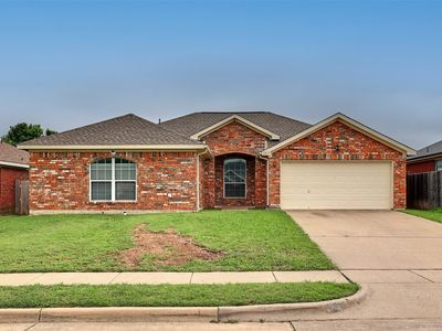 1013 Caleb St, Burleson, TX, 76028
