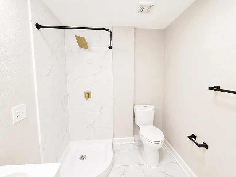 3417 Wabash Ave — Photo 17