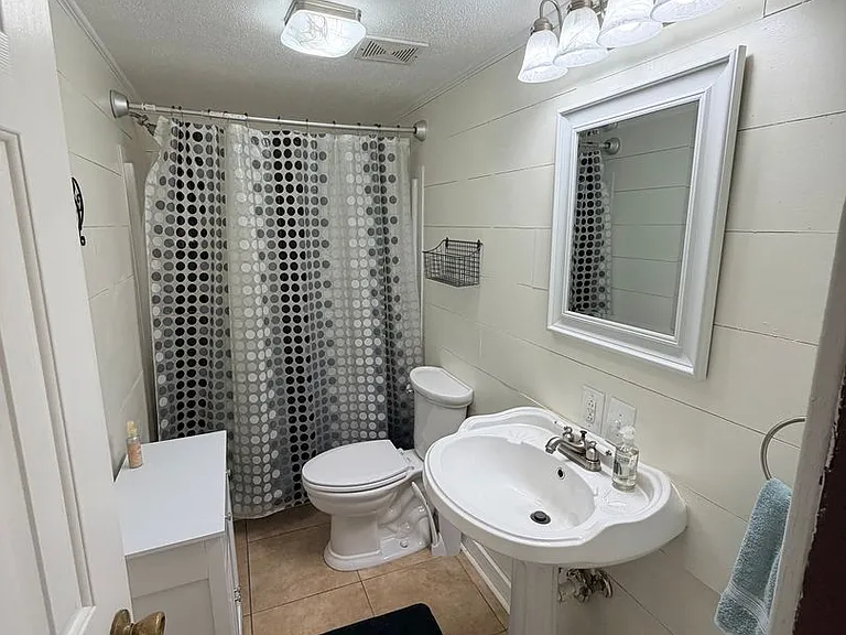 7810 W Lakeshore Dr — Photo 13