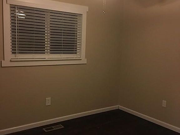 4th image of 122 Overbrook Dr