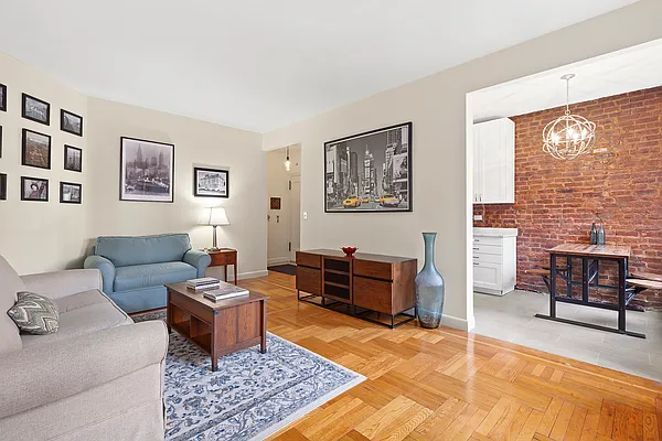 Sold by Compass | media 7