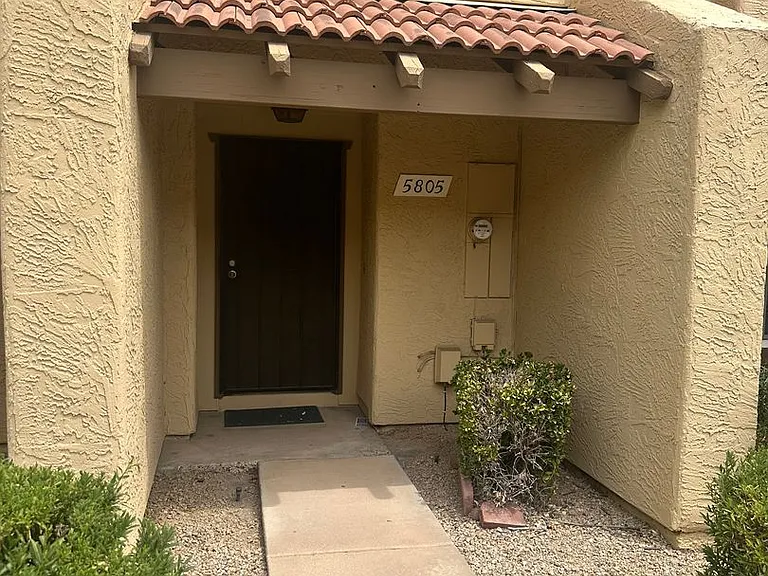 5805 W Evans Dr — Photo 2