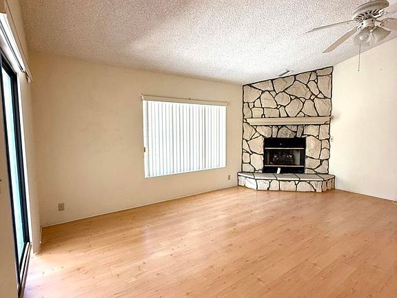 3rd image of 47857 Prado Way