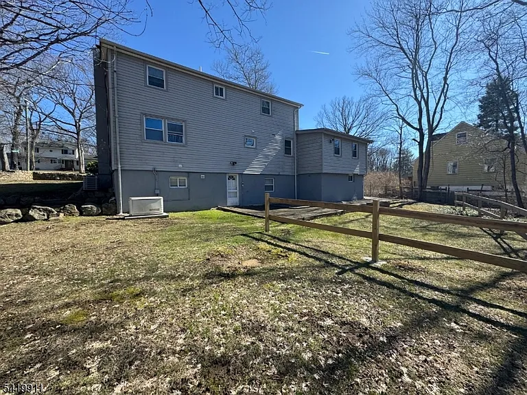 117 Weldon Rd — Photo 27