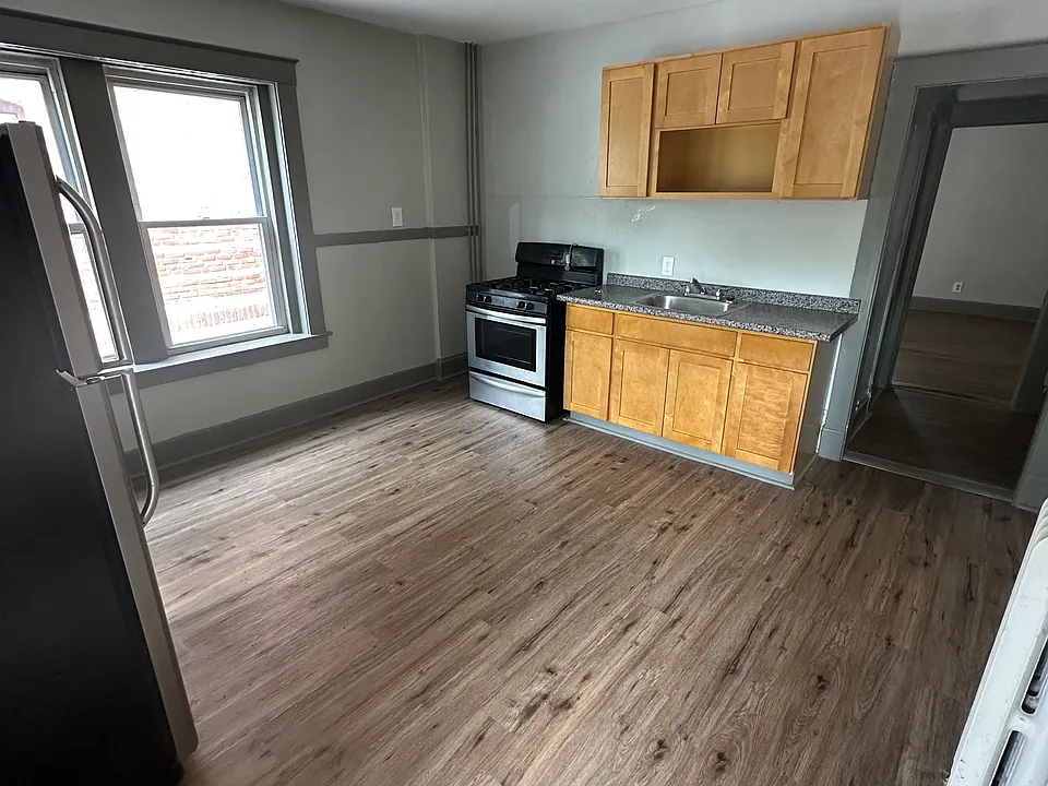 152 Tremont St #1N