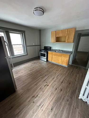152 Tremont St #1N Photo 1