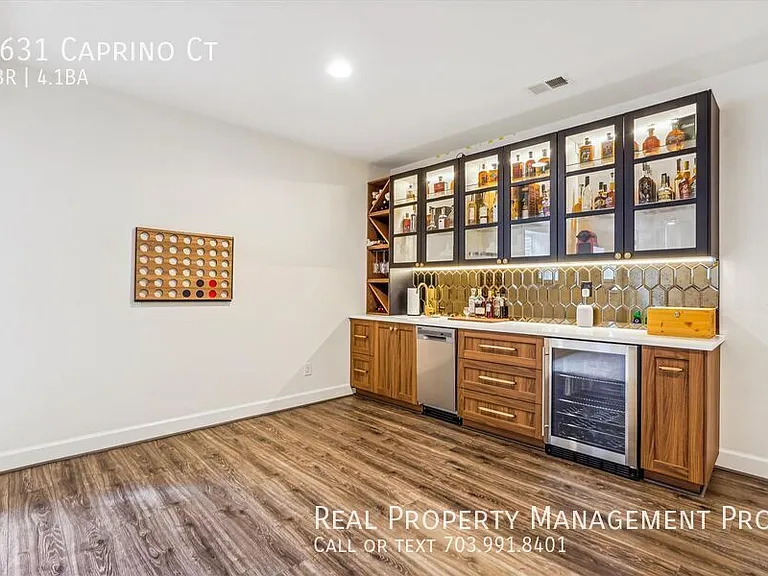 4631 Caprino Ct — Photo 33