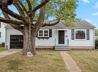 304 S Central Ave, Wood River, IL