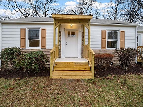 4th image of 1422 Valley Ridge Dr